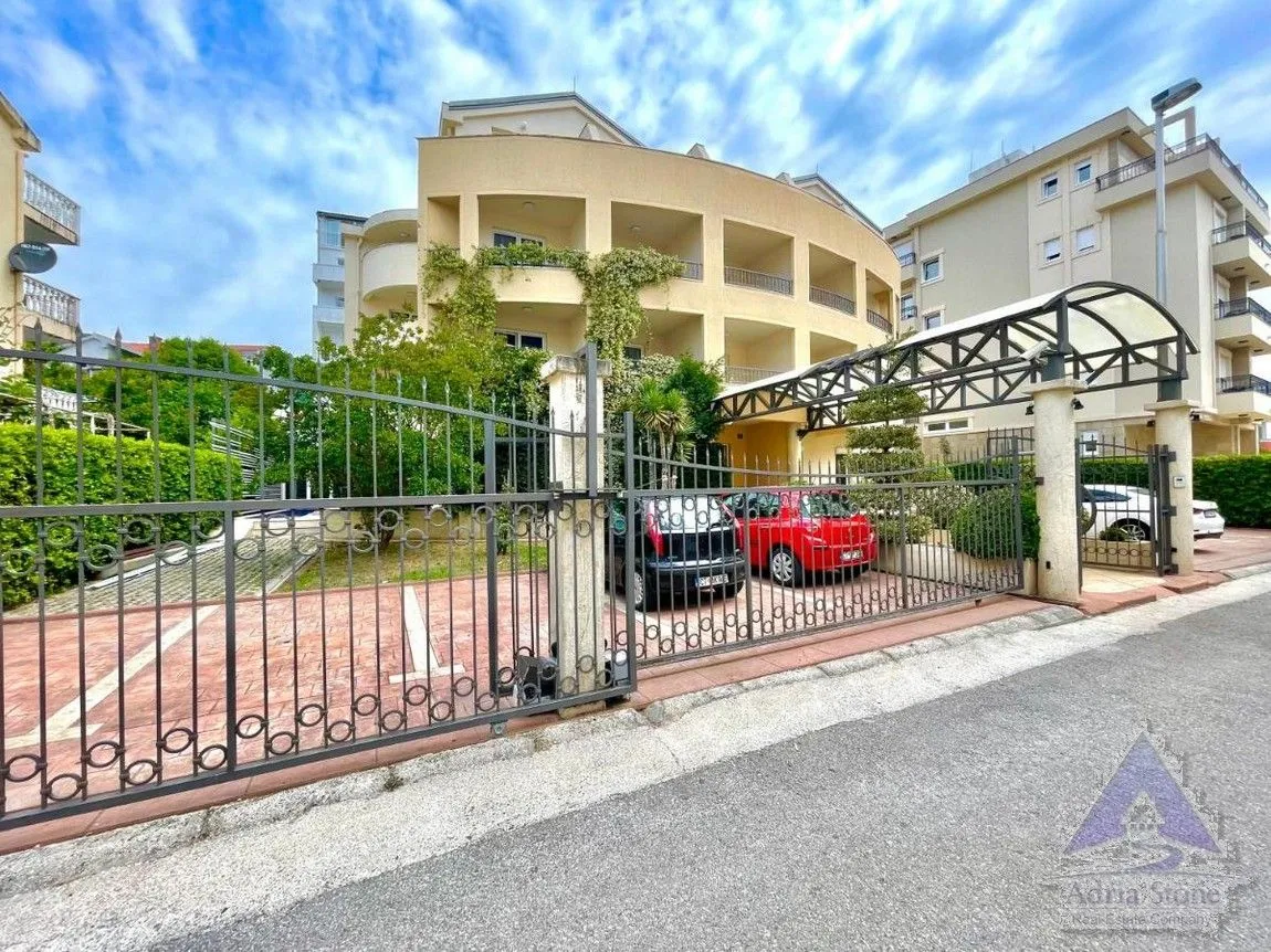Prodaja, ugostiteljski objekat, 1300m², Budva, Crna Gora