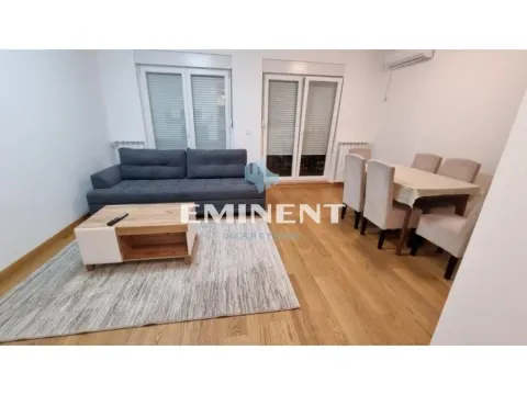 Stan in Zemun Gornji Grad