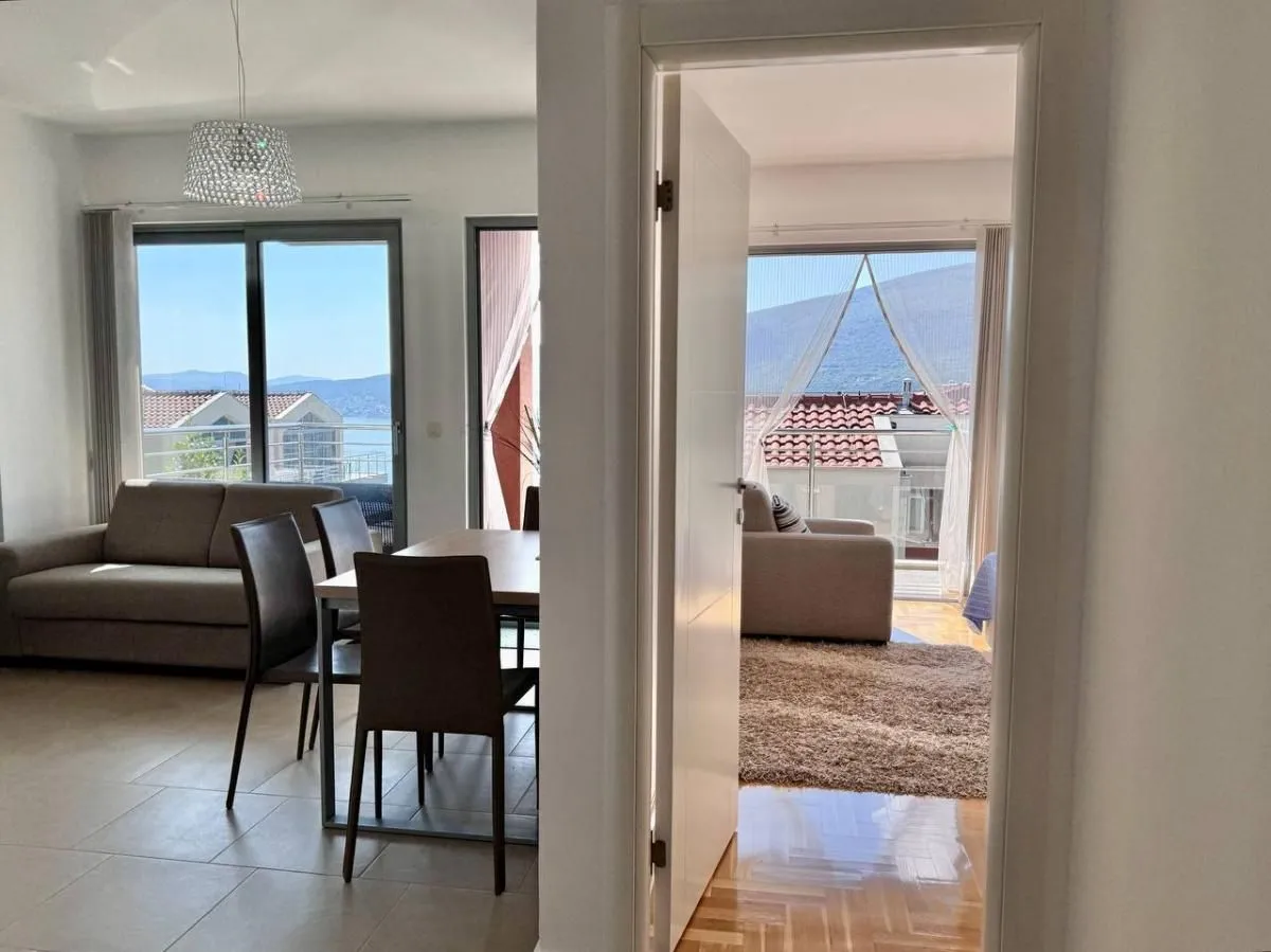 Prodaja, jednosoban stan, 63m², Đenovići, Herceg Novi