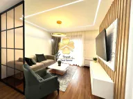 Izdavanje, dvosoban stan, 72m², Master Kvart, Podgorica - image 1