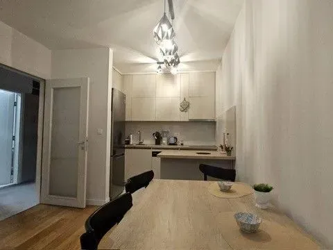 Izdavanje, jednosoban stan, 49m², Central Point, Podgorica - image 8