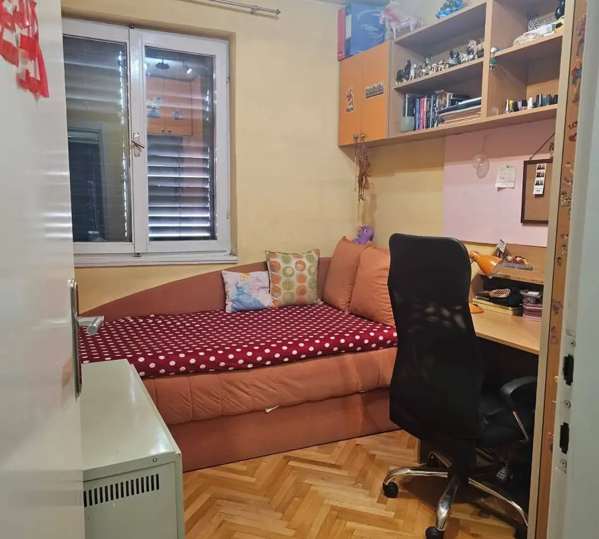 Prodaja, četvorosoban stan, 92m², Lepa Kata, Podgorica