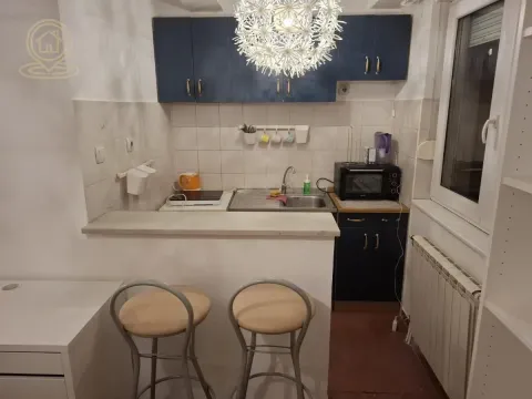 Izdavanje, garsonjera, 25m², Podbara, Novi Sad Sve Podlokacije - image 4