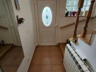 Prodaja, kuća, 117m², Zemun Kalvarija, Zemun Sve Podlokacije - image 8