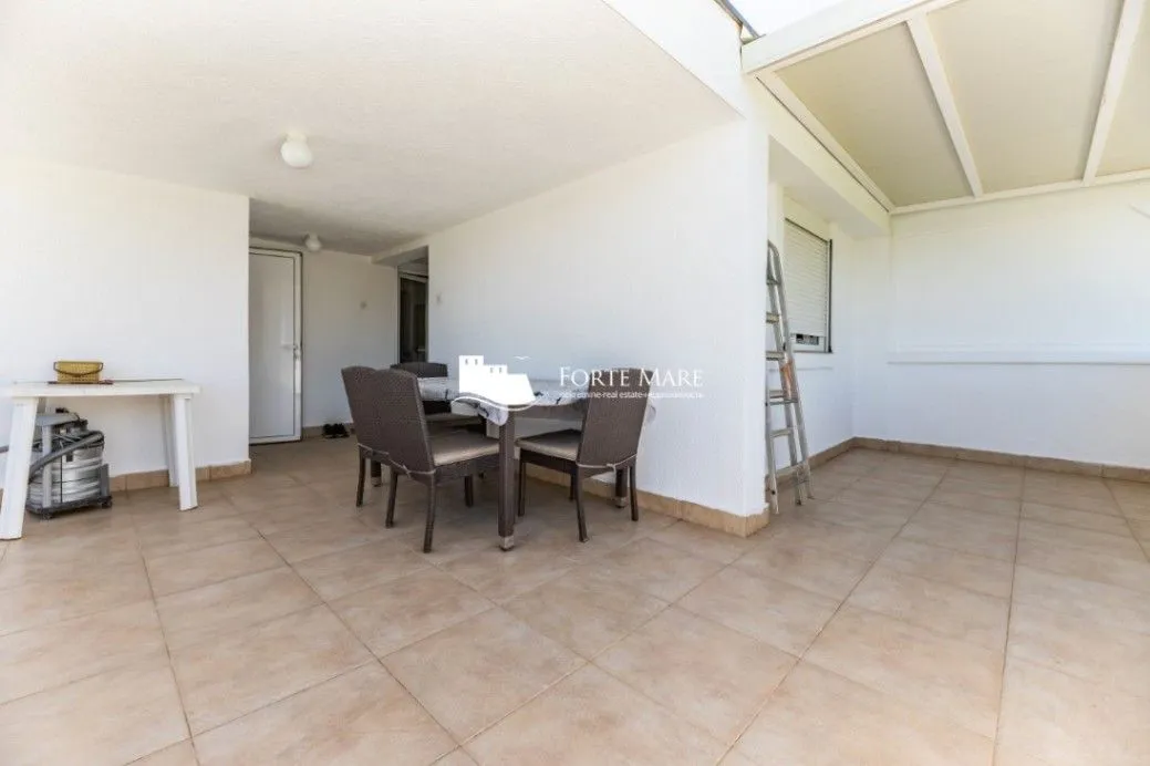 Prodaja, trosoban stan, 94m², Herceg Novi, Crna Gora