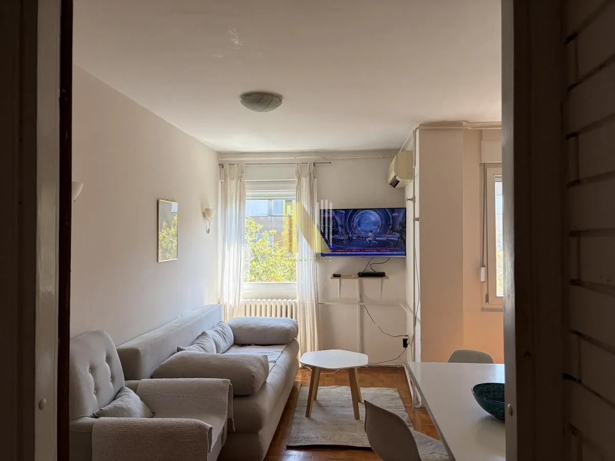 Izdavanje, jednosoban stan, 28m², Liman 4, Novi Sad Sve Podlokacije