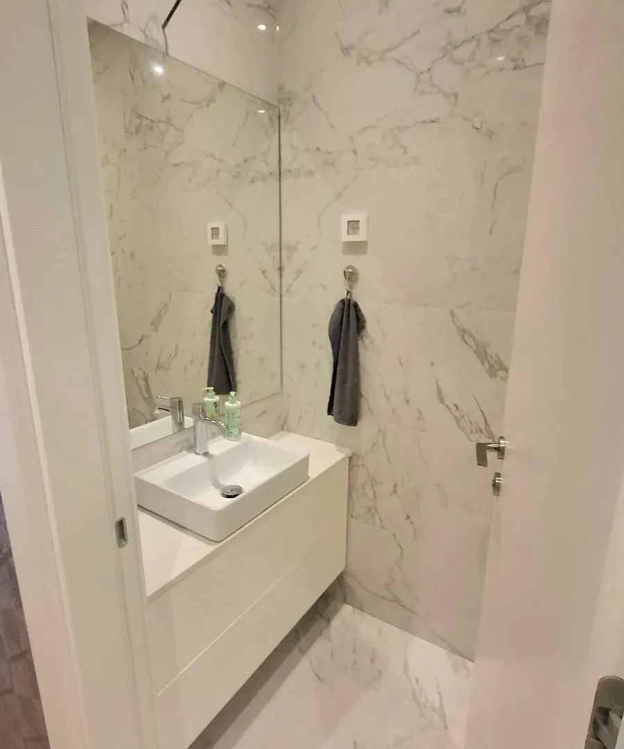 Prodaja, trosoban stan, 95m², Novi Beograd Blok 65, Novi Beograd Sve Podlokacije