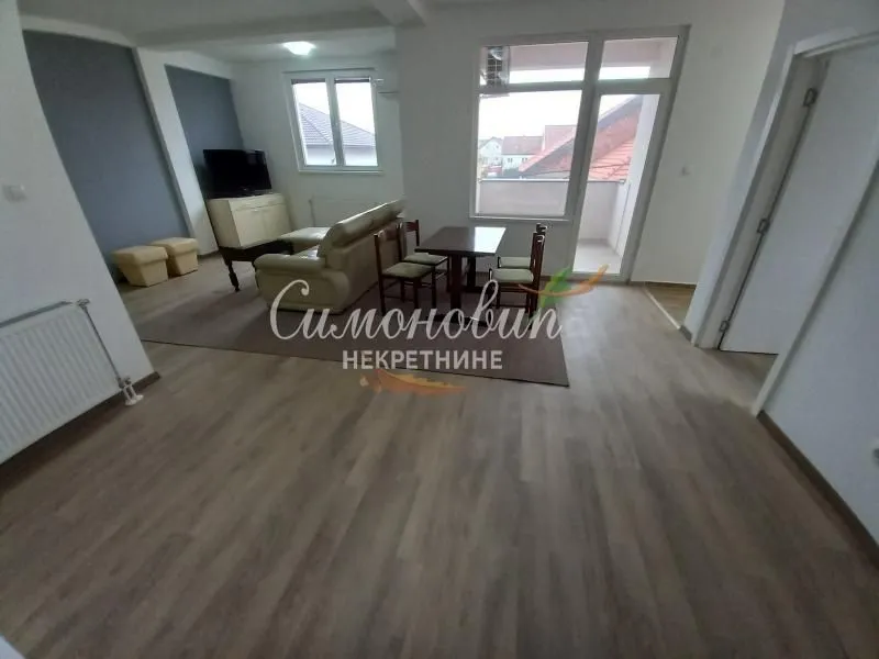 Izdavanje, četvorosoban stan, 85m², Miljakovac, Rakovica