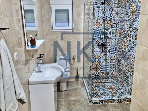 Rent, house, 170m², Cijevna, Podgorica - image 11