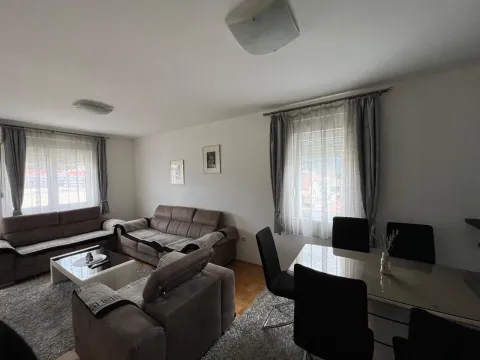 Izdavanje, dvosoban stan, 90m², Seljanovo, Tivat - image 2