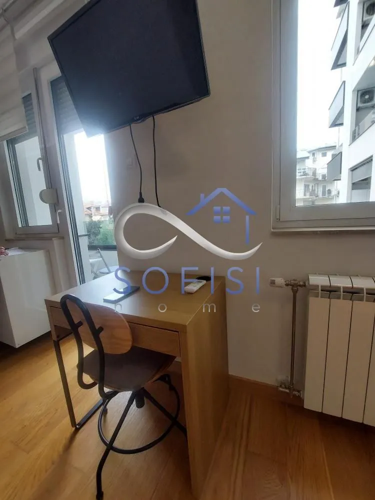 Izdavanje, stan, 29m², Centar, Novi Sad