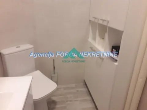 Izdavanje, dvosoban stan, 53m², Stari Grad, Beograd - image 13