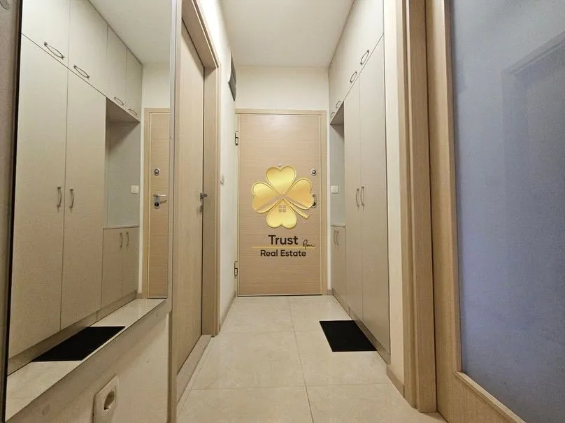 Izdavanje, jednosoban stan, 50m², City Kvart, Podgorica