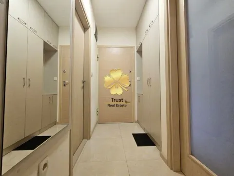 Izdavanje, jednosoban stan, 50m², City Kvart, Podgorica - image 7