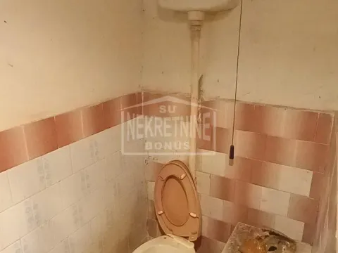 Prodaja, kuća, 178m², Verušić, Subotica - image 15