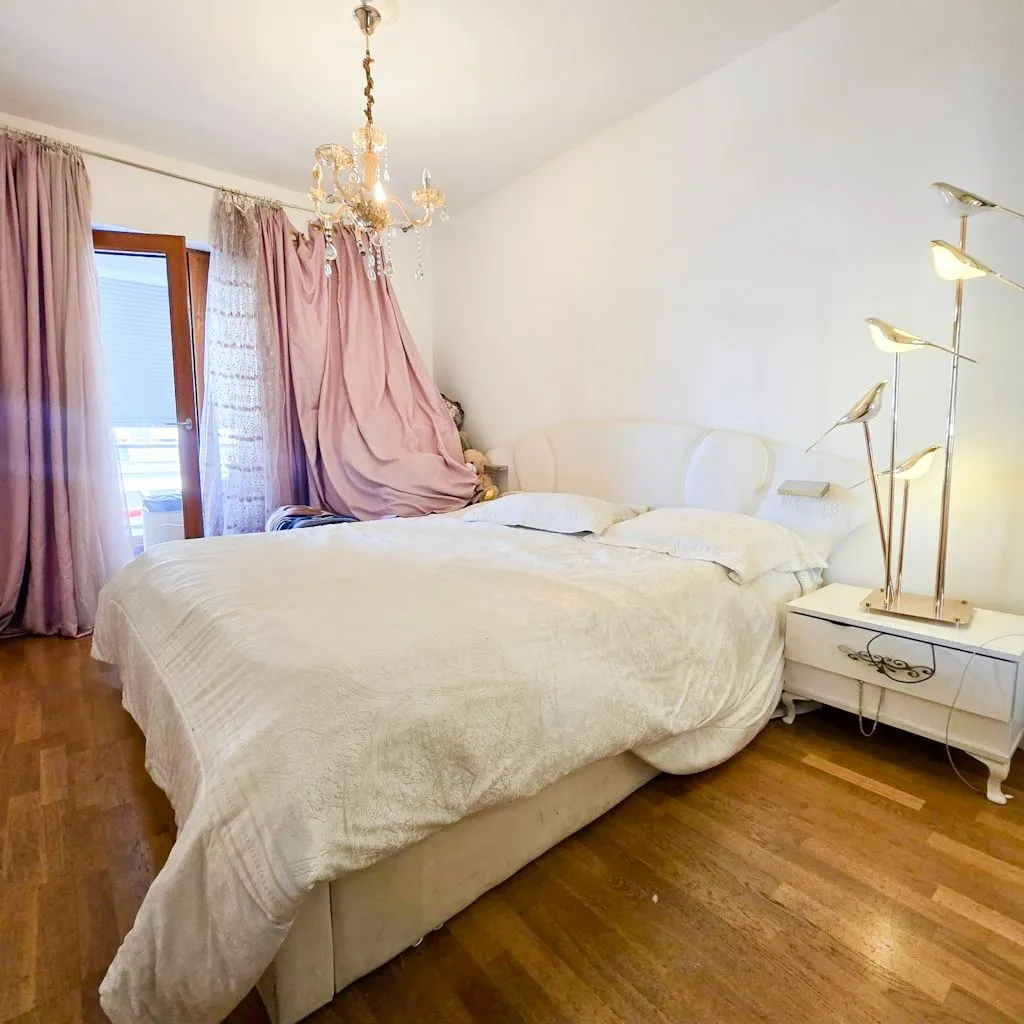 Prodaja, trosoban stan, 120m², Tološka šuma, Podgorica