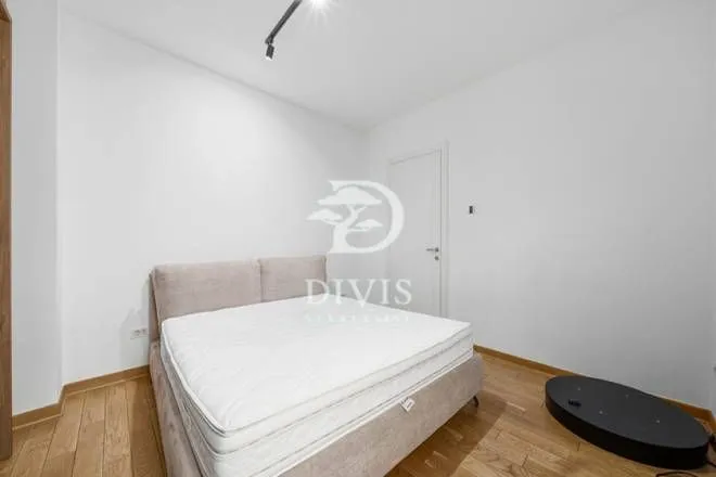 Sale, four bedroom apartment, 118m², Crveni Krst, Beograd