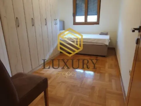 Izdavanje, trosoban stan, 95m², Preko Morače, Podgorica - image 6