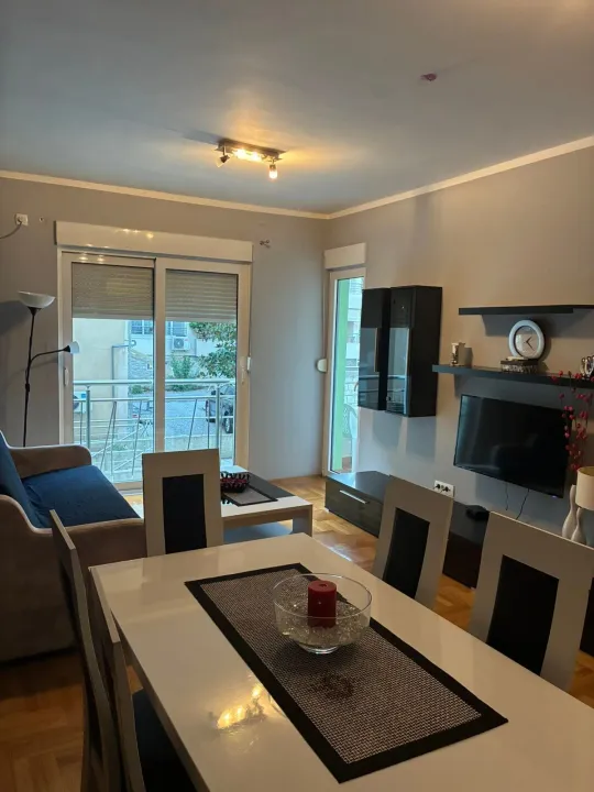 Rent, one bedroom apartment, 45m², Budva, Crna Gora