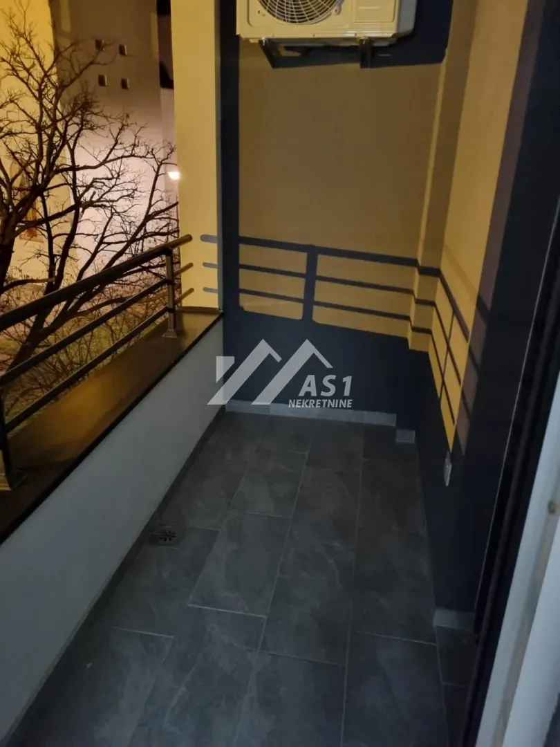 Izdavanje, jednosoban stan, 40m², Stari Majur, Petrovaradin