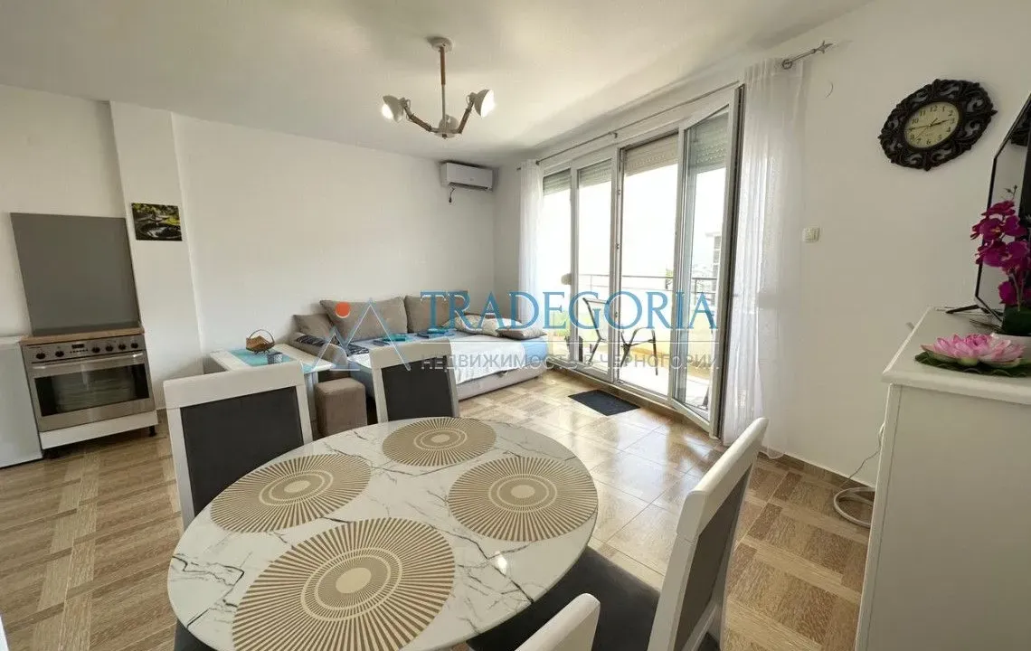 Sale, one bedroom apartment, 52m², Bečići, Budva