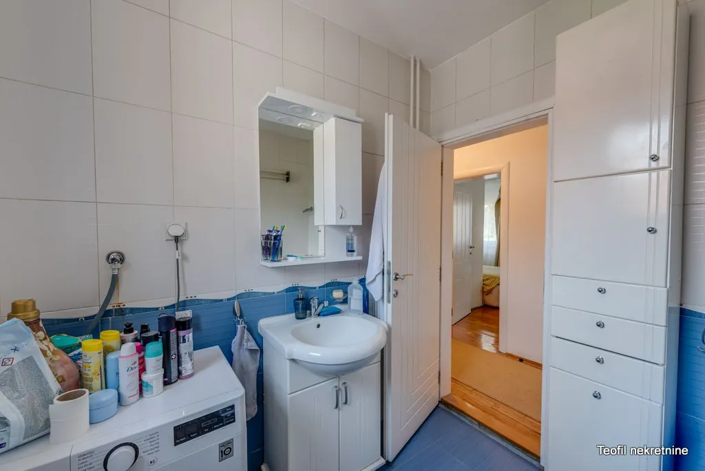 Sale, three bedroom apartment, 63m², Južni Bulevar, Vračar Sve Podlokacije