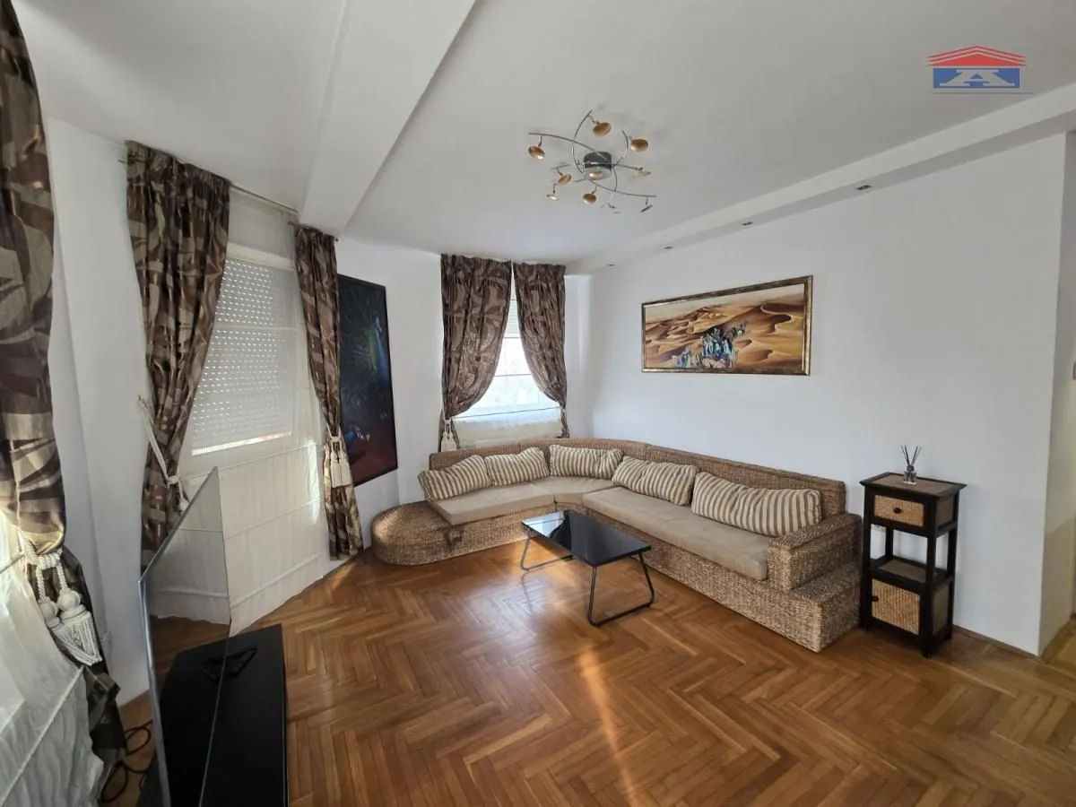 Izdavanje, dvosoban stan, 59m², Socijalno, Novi Sad Sve Podlokacije
