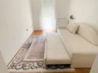 Izdavanje, dvosoban stan, 66m², Stari Aerodrom, Podgorica - image 7