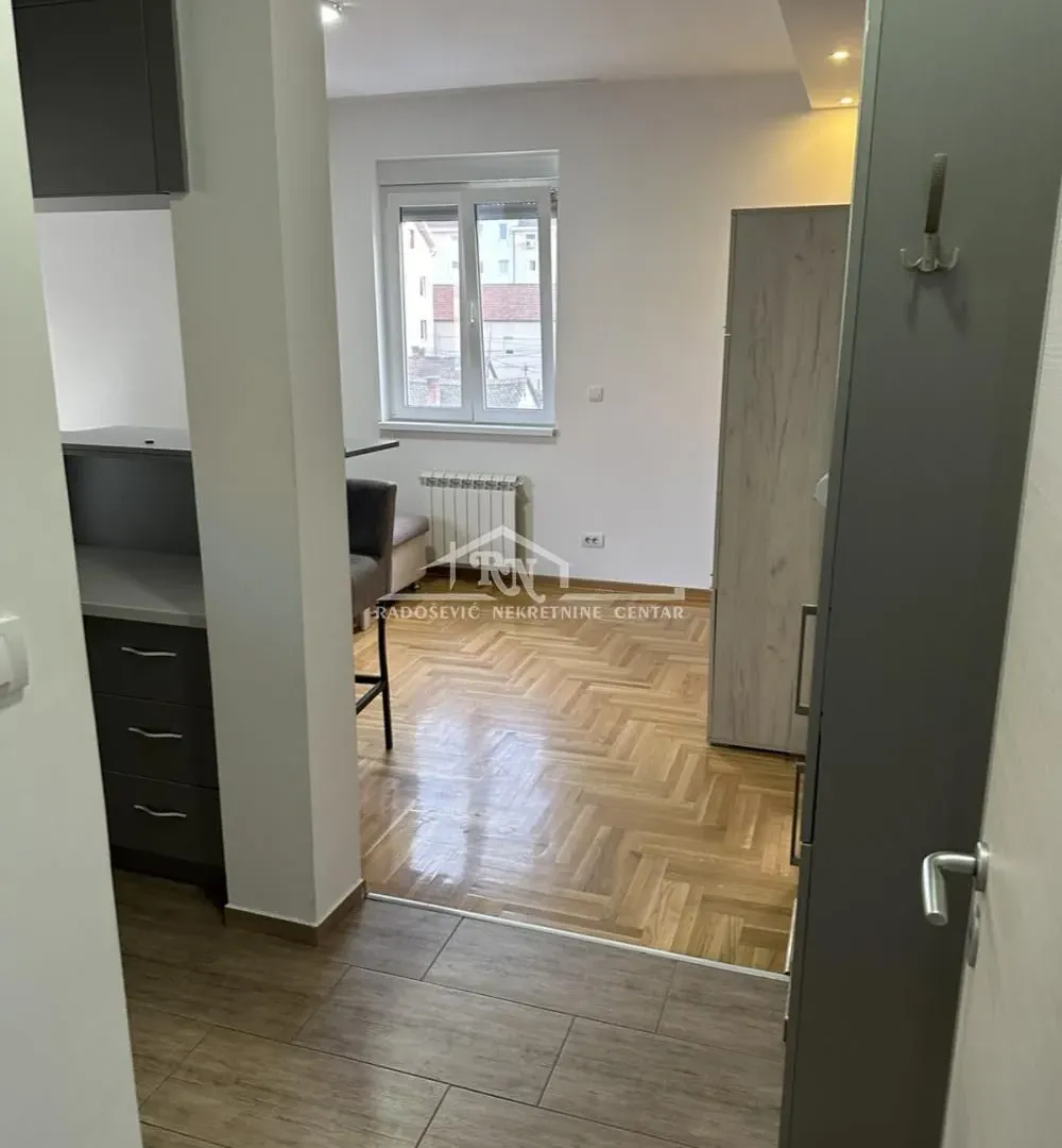 Sale, one bedroom apartment, 37m², Zvezdara Sve Podlokacije, Beograd