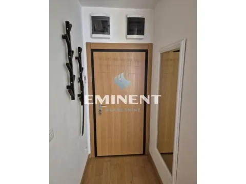 Izdavanje, dvosoban stan, 50m², Južni Bulevar, Vračar Sve Podlokacije - image 11