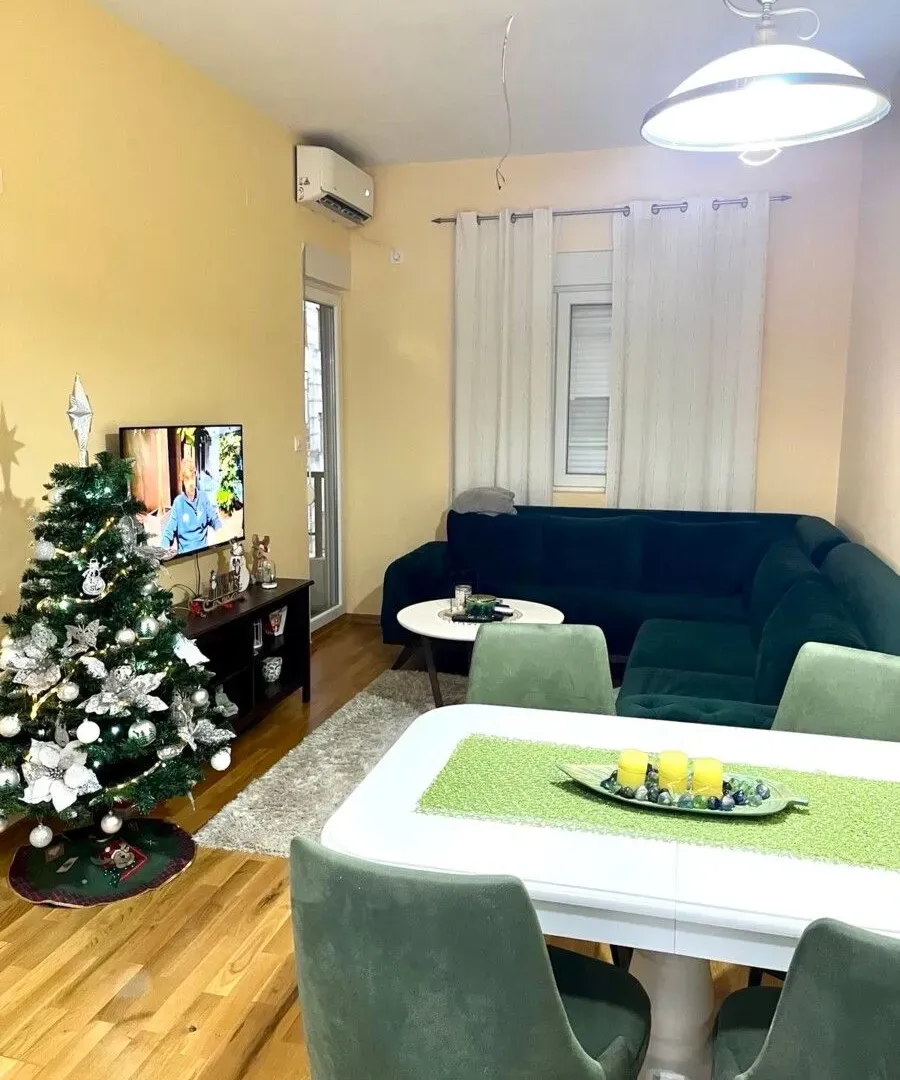 Izdavanje, dvosoban stan, 59m², Ljubović, Podgorica