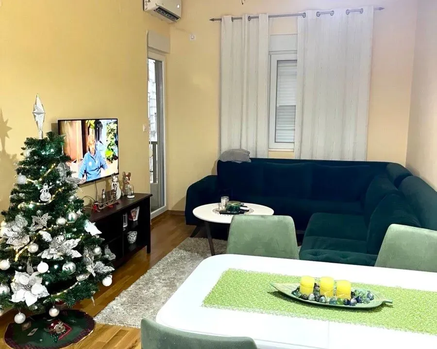Izdavanje, dvosoban stan, 59m², Ljubović, Podgorica