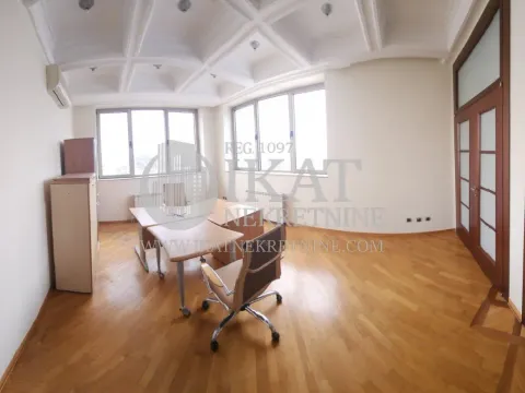 Izdavanje, poslovni prostor, 300m², Bežanija, Beograd - image 2