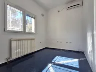 Rent, office space, 260m², Stara Varoš, Podgorica - image 8