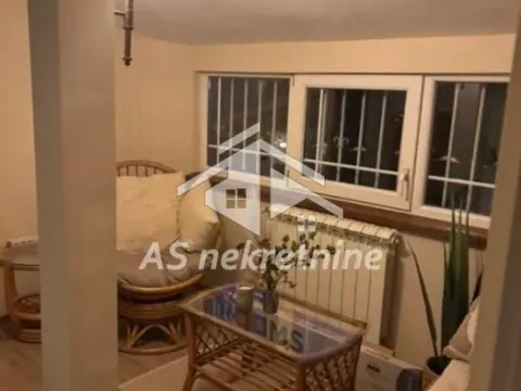 Rent, house, 120m², Slavujev Venac, Zvezdara Sve Podlokacije - image 13