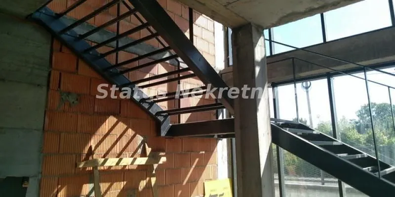 Sale, office space, 240m², Petrovaradin, Novi Sad