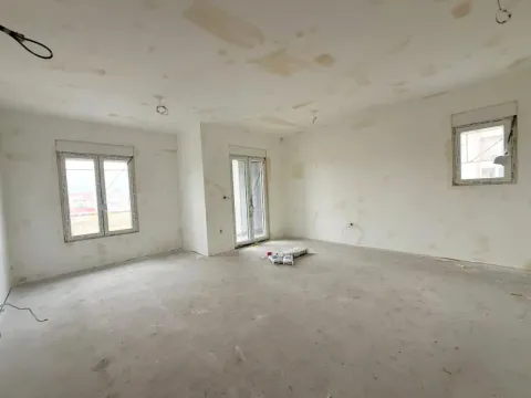 Sale, two bedroom apartment, 72m², Zabjelo, Podgorica - image 2