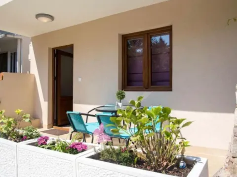 Rent, apartment, 55m², Petrovac, Budva - image 4