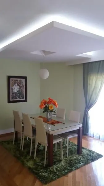 Prodaja, trosoban stan, 136m², Centar, Podgorica