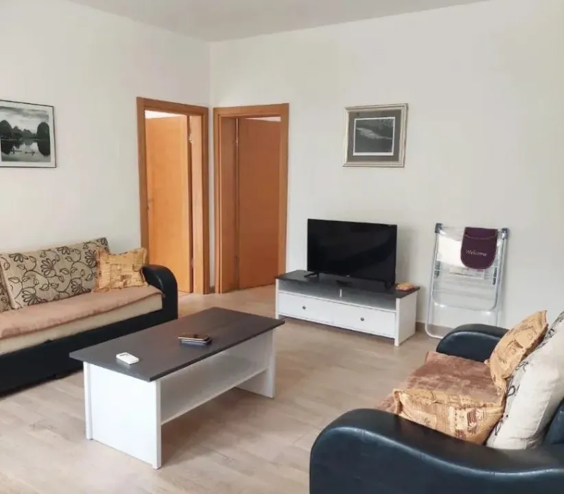 Izdavanje, dvosoban stan, 80m², Dumidran, Tivat