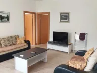 Izdavanje, dvosoban stan, 80m², Dumidran, Tivat - image 1