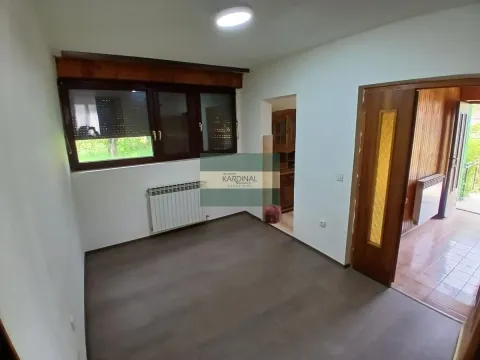 Prodaja, kuća, 308m², Bresje, Jagodina - image 21
