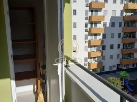 Prodaja, trosoban stan, 60m², Novi Sad, Srbija - image 15