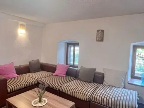 Prodaja, kuća, 243m², Reževići, Budva - image 8