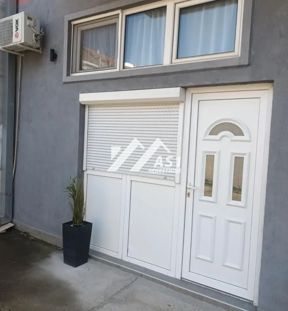 Izdavanje, jednosoban stan, 39m², Detelinara, Novi Sad Sve Podlokacije