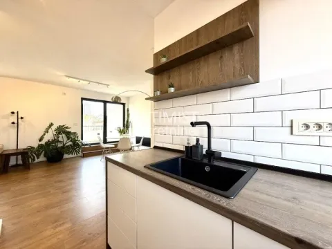 Izdavanje, dvosoban stan, 43m², Gundulićev Venac, Beograd - image 10