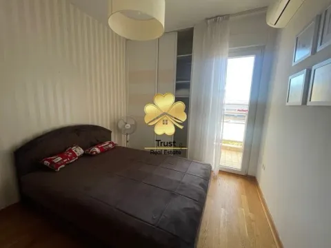 Izdavanje, dvosoban stan, 70m², City Kvart, Podgorica - image 9