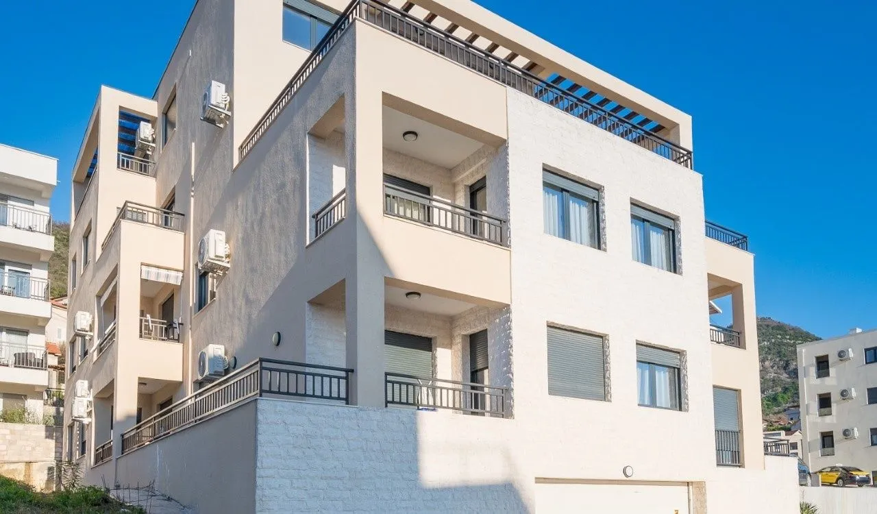 Prodaja, dvosoban stan, 63m², Pod Kuk, Tivat