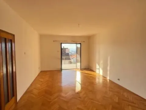 Prodaja, stan, 75m², Tivat, Crna Gora - image 7