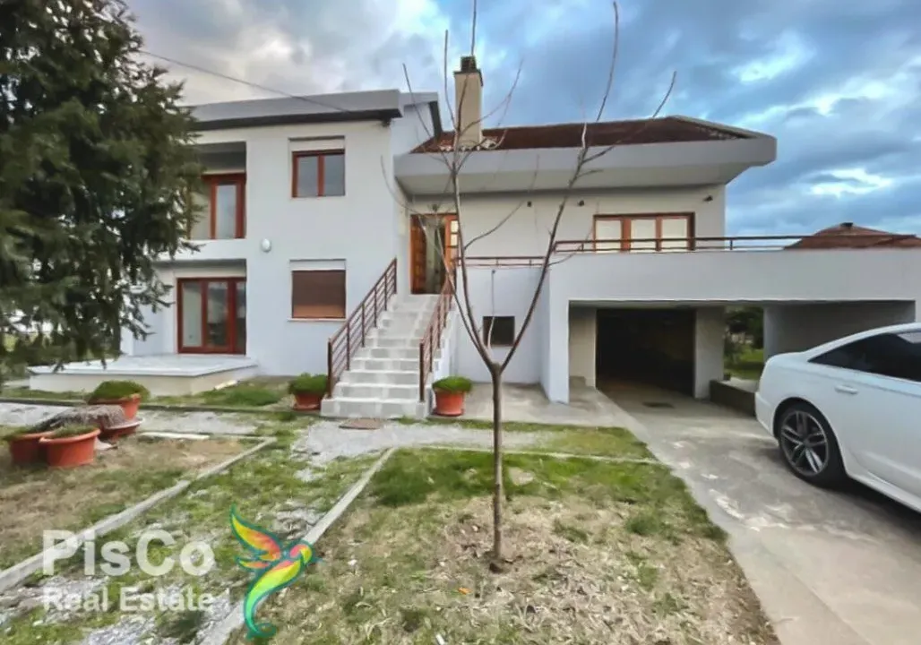 Izdavanje, kuća, 210m², Masline, Podgorica